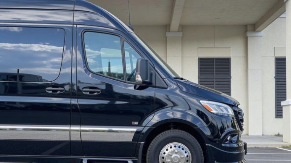rochester 12 passenger sprinter van