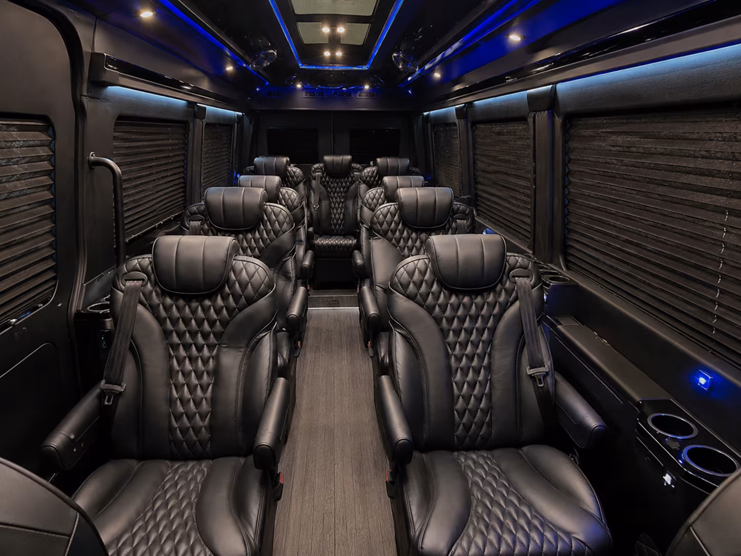 find the perfect transportation for your next airport transfer 1