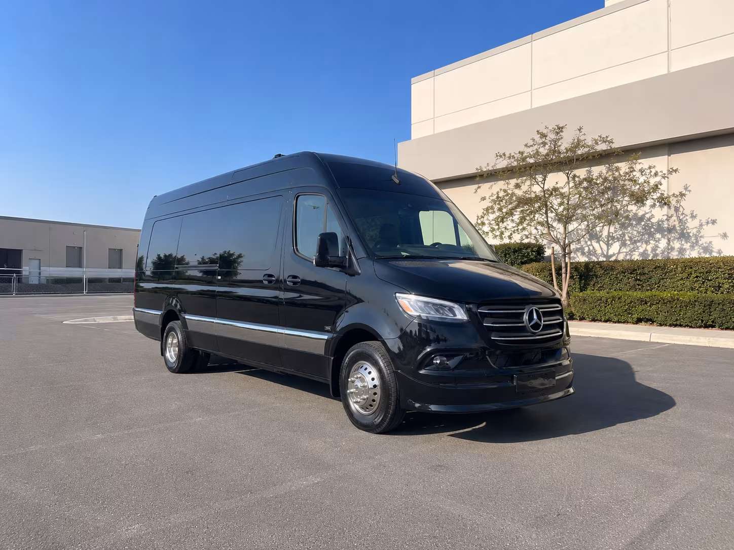 rochester 18 passenger sprinter van